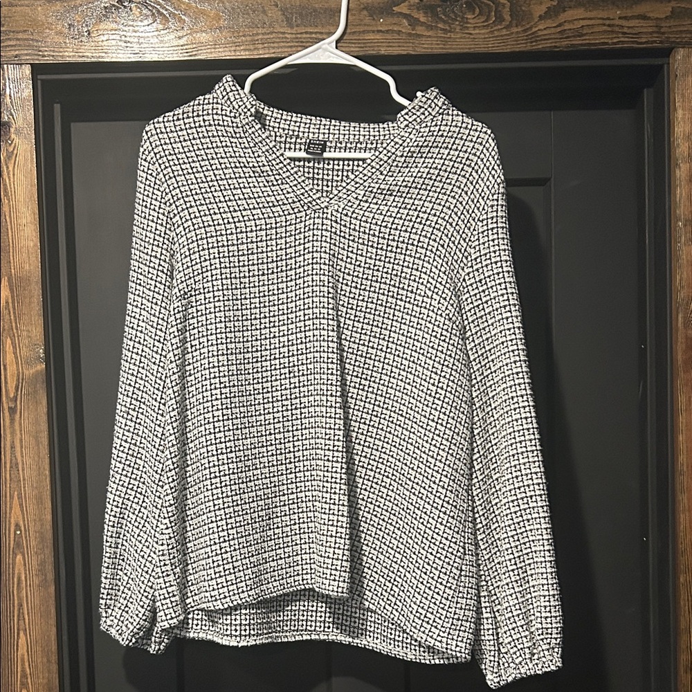 SHEIN Monochrome Checkered Blouse